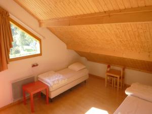 Chalets Chalet in Saint-Jean near Ski Lift : photos des chambres