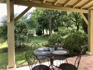 Maisons de vacances Holiday Home in Saint-Pierre near River & Spa : photos des chambres