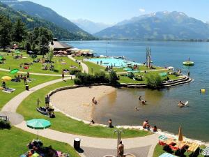 Contemporary Apartment in Maishofen near Ski Area