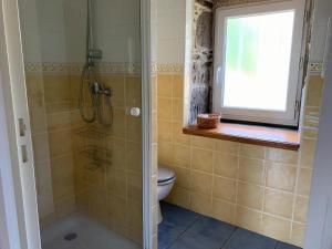 Maisons de vacances Holiday Home in Saint-Beauzire with Garden and Private Terrace : photos des chambres