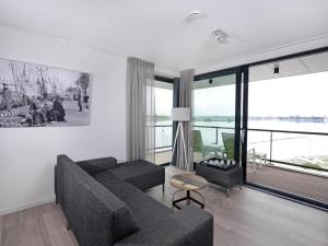 Contemporary Apartment in Kamperland near Lake