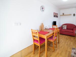 Beautiful Holiday Home in Arona with private terrace