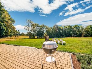 Luxurious villa with pool and sauna, and very suitable for culinary workshops!