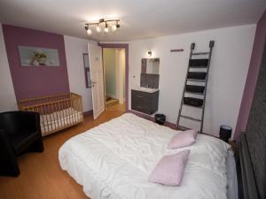 Spacious mansion in Waimes with sauna