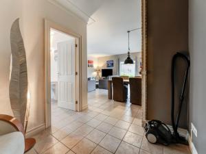 Cosy apartment in Sint Maartensbrug near the beaches