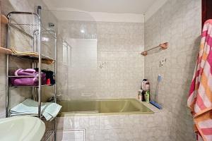Maisons de vacances Charming house with terrace and breathtaking views : photos des chambres
