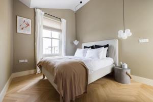 The Notting Hill Apartments by HoK Living - NH4