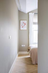 The Notting Hill Apartments by HoK Living - NH4