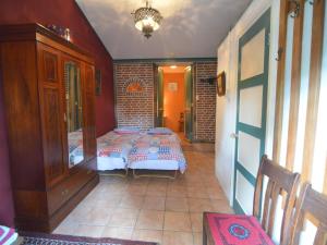 Cozy Holiday Home in Bergen op Zoom with Garden