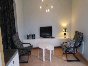 Maisons de vacances Chic Apartment in Segonzac with Swimming Pool : photos des chambres