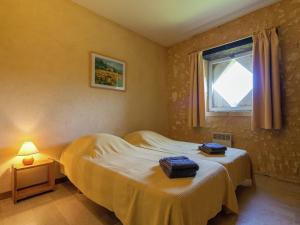 Maisons de vacances Restored farmhouse with private pool : photos des chambres