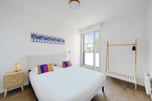 Charming apartment - 2BR-4P- Balcony- Malakoff