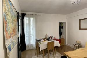 Appartements T2 at the Square des Batignolles : photos des chambres