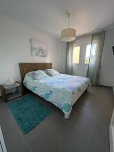 Appartements T2 Port de Porto Vecchio 4 pers vue Montagne : photos des chambres