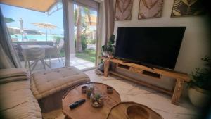 Cabin in hacienda bay