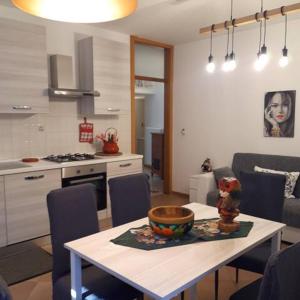 Casa Tecla, bright apartment in a single house