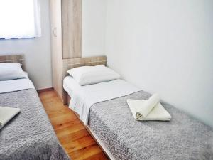 Holiday home in Maslenica with pool