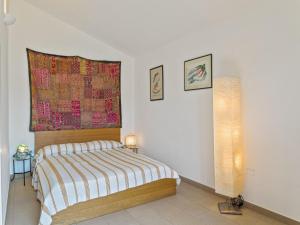 Relaxing Bosa Stay with Veranda