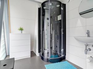 Spacious holiday home in Noordwolde with garden