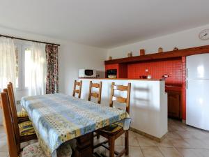 Provencal Holiday Home in Bormes-les-Mimosas with Pool