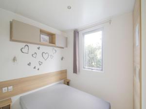 Chalets Swanky Mobile Home in Saint Jean de Monts near Seabeach : photos des chambres