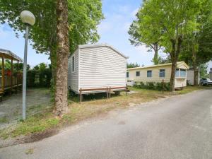 Swanky Mobile Home in Saint Jean de Monts near Seabeach
