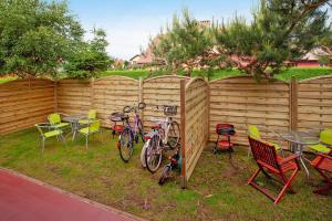 Apartment in Rowy with a garden