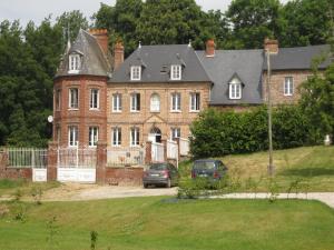 Maisons de vacances Spacious Cottage with Private Garden in Normandy : photos des chambres