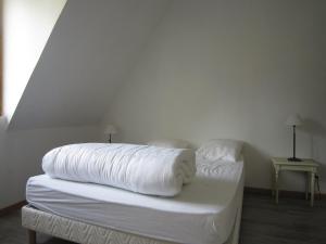 Spacious Cottage with Private Garden in Normandy