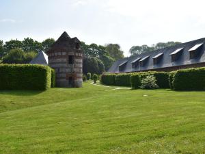 Maisons de vacances Spacious Cottage with Private Garden in Normandy : photos des chambres