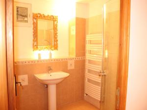 Maisons de vacances Boutique Holiday Home in Bouix with Garden : photos des chambres