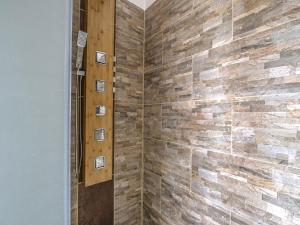 Maisons de vacances Spacious holiday home in Aure sur Mer with garden : photos des chambres