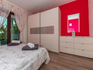 Luxurious Apartment in Dramalj with Swimming Pool