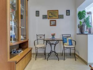 Luxurious Holiday Home in Arbanija with Jacuzzi