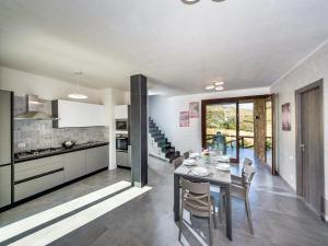 Elegant villa with private pool and sea view