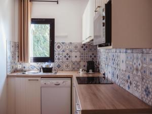 2-room holiday flat with sea view in Residence du Bailli, Rayol-Canadel-sur-Mer