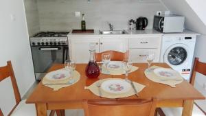 Ξενώνας "Alexandras Coffee House"