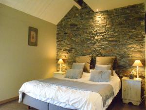 Cottage with Foosball & Garden