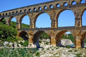 Maisons de vacances Holiday cottage with private terrace, Bellegarde : photos des chambres