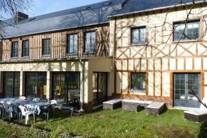 Maisons de vacances Semi-detached house, Rieux : photos des chambres