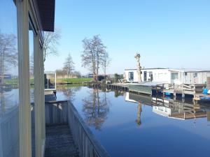 Luxury Holiday Home in Bantega with Harbour and Sloop