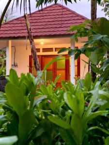 Villa Naiara - Studio House with Spacious Garden in Ubud