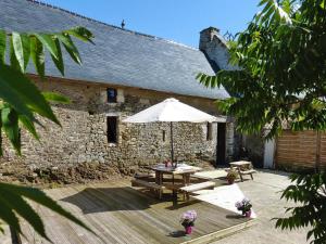 Maisons de vacances Country house on a beautiful medieval estate : photos des chambres