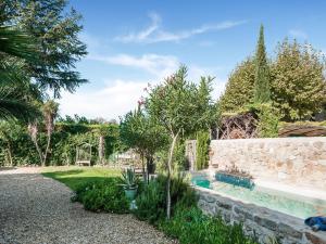 Maisons de vacances Holiday Home in Lorgues with Pool and Terrace : photos des chambres