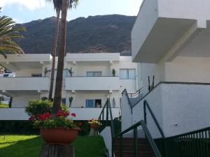 Apartment in Santa Cruz de Tenerife with pool