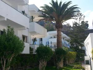 Apartment in Santa Cruz de Tenerife with pool