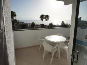 Apartment in Santa Cruz de Tenerife with pool