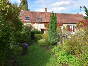 Maisons de vacances Charming Gite in France for a Private Getaway : photos des chambres