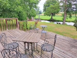 Appartements Holiday flat on small holiday farm with indoor pool many activities,Kindwiller : Appartement 3 Chambres