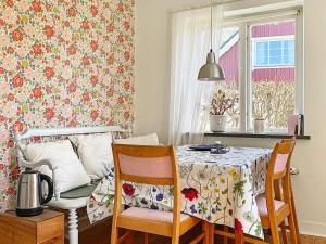 2 person holiday home in Brösarp